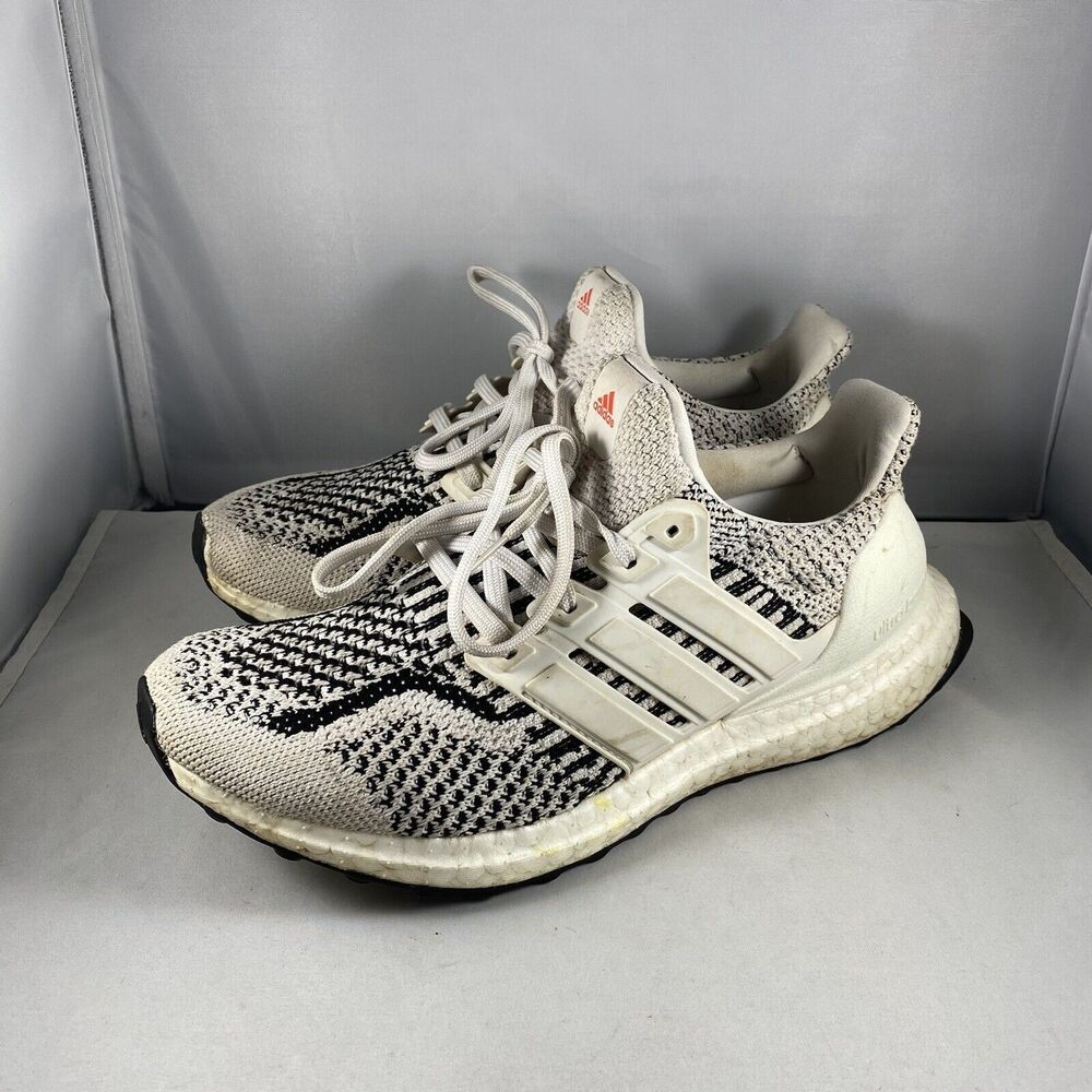 Adidas Ultraboost 5.0 DNA J Oreo White Black GX2562 Men's Sz 6.5 (Women's Sz 8)